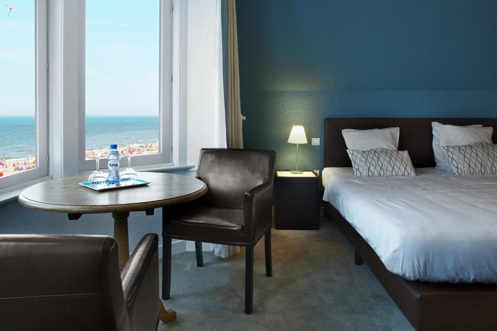 Beach Hotel Де-Хаан Номер фото